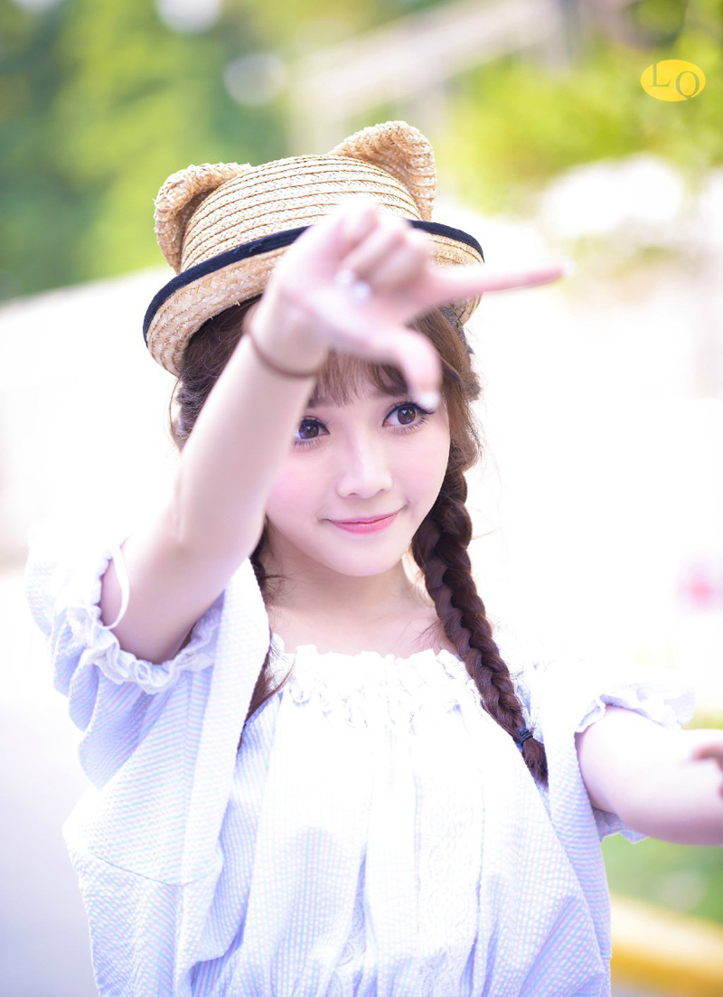如果你不能飞，那就奔跑;如果不能奔跑，那就行走;如果不能行走，那就爬行;但无论你做什么，都要保持前行的方向。